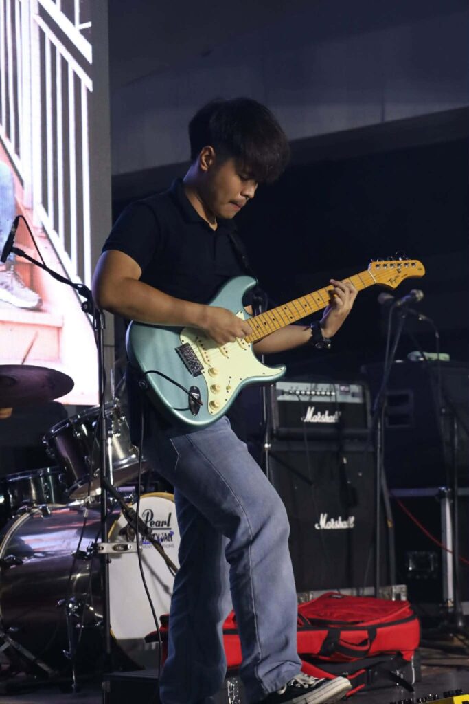 57105a25 f38a 44b3 b67f 7138b3f9c3a5